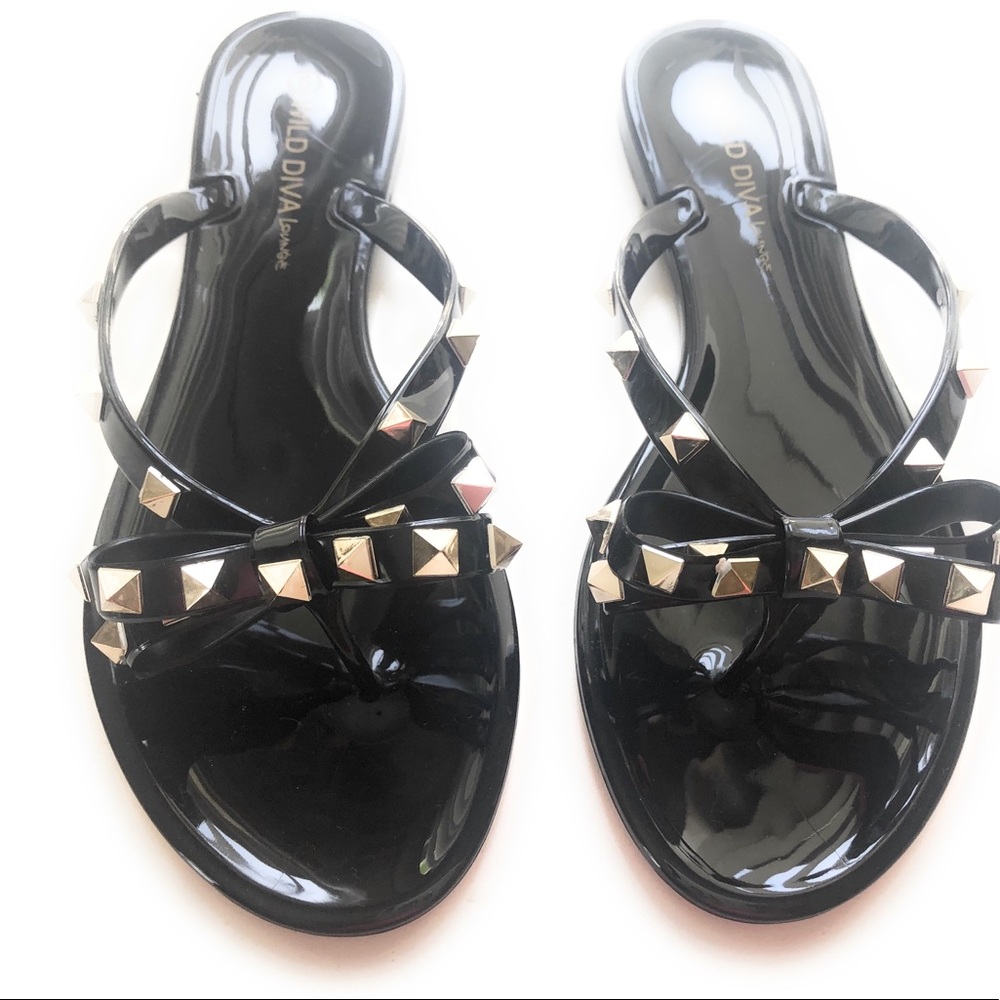 Bow Flip Flops